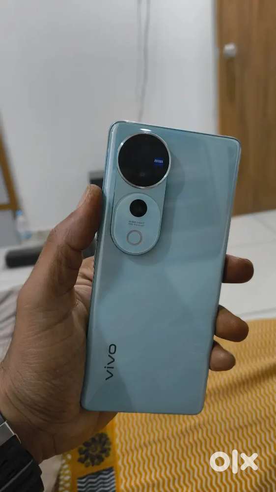 Vivo V40. Pro 250Gb Mint condition