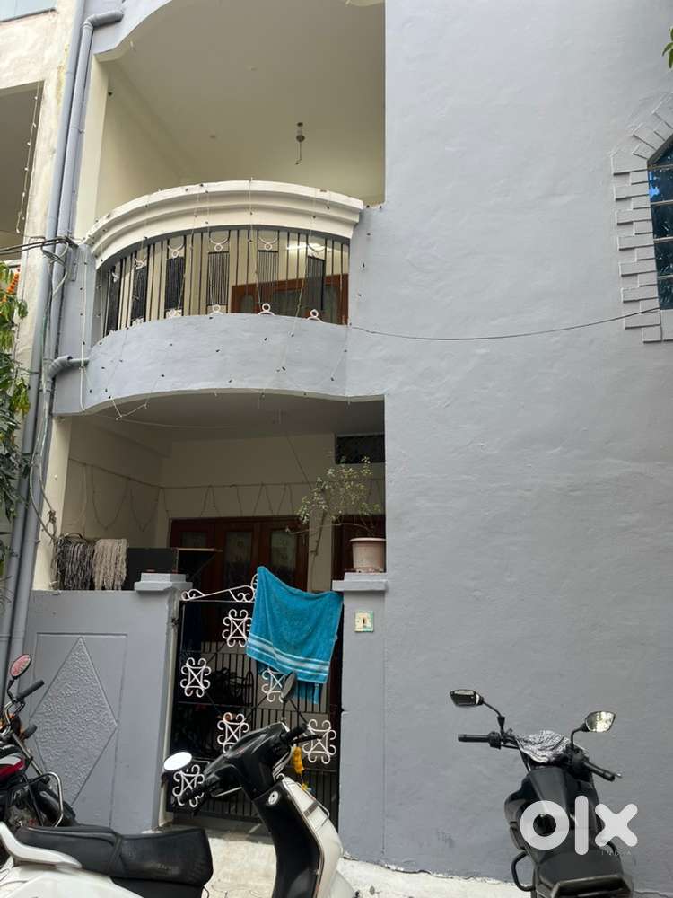 2 BHK House for Rent – First Floor  ₹14,500/month