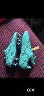 PUMA FG FOOTBALL BOOT SIZE UK - 6