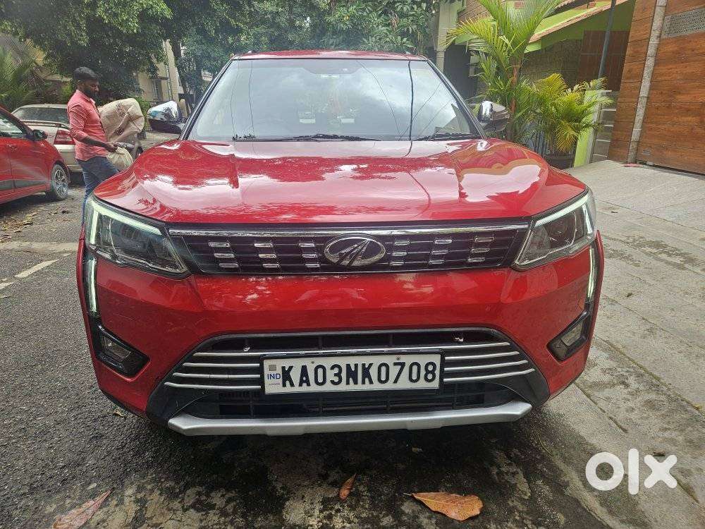 Mahindra XUV300 W8 Diesel, 2021, Diesel