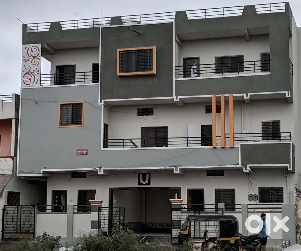 Flat for Rent on Ground floor with all the necessary Services in reach