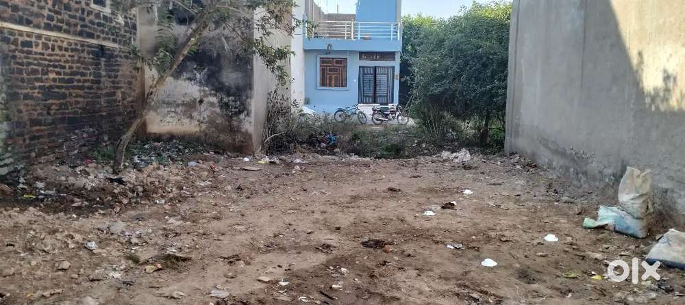 Firant 28 gahrai 35 last kone ka pilot hai urgent sell karna hai