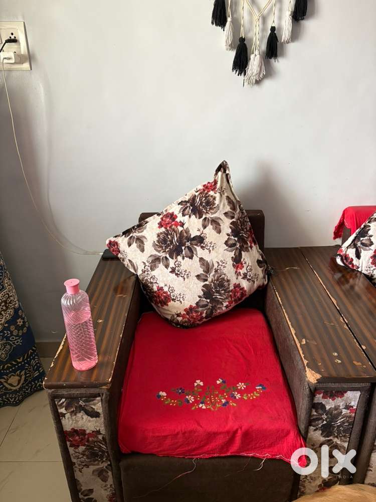 Sofa set with 2 chair 1-1