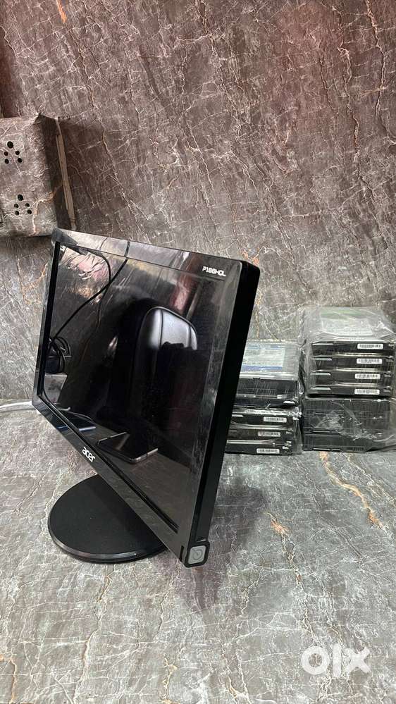 15.6 LED only Rs 1000.. call for bulk order