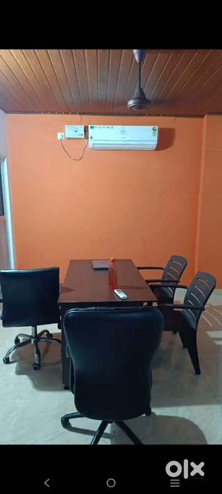 350 SQFT FULLY FURNISHED AC OFFICE RENT AT UNICHIRA EDAPPALLY