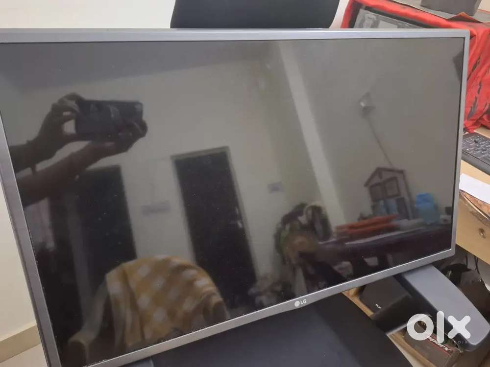 LG 32 inch tv non smart