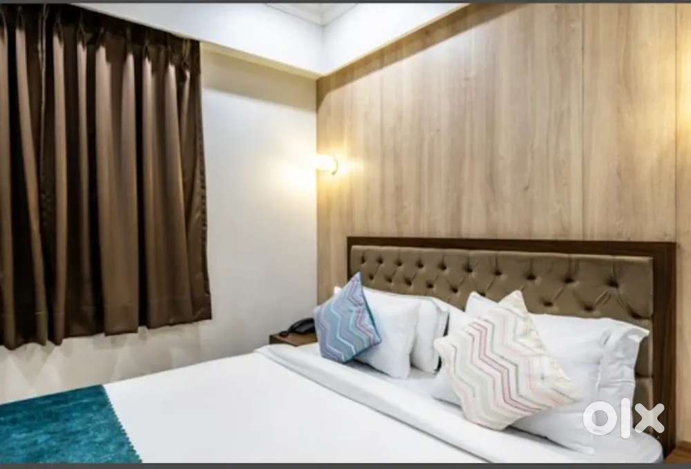 16 Rooms hotel vivek vihar
