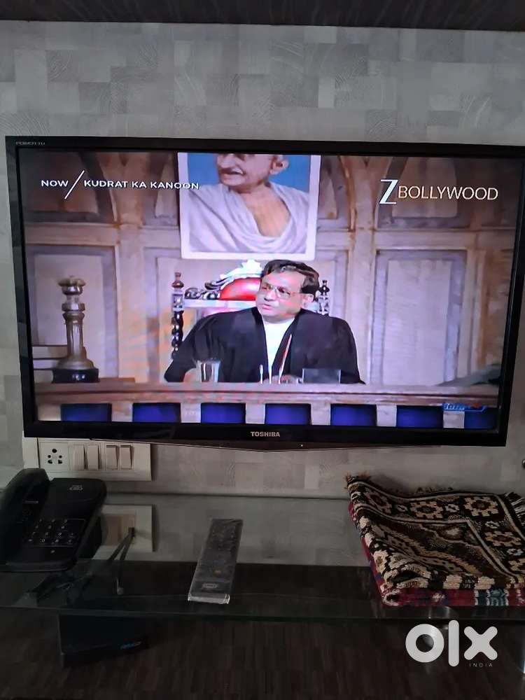 Toshiba LED LCD TV model 32PS20ZE
