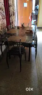 Want to sell my 6 seater dining table with glass top