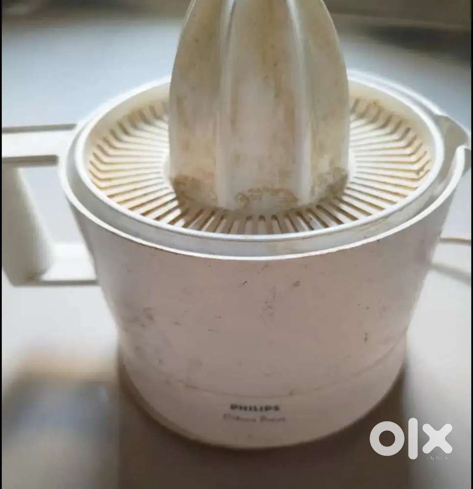 Juicer for fruit and vegetables