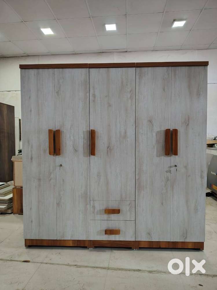 MODERN 5 DOOR WARDROBE WITH WOODEN HANDLE FOR SALE