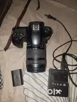 60d canon camera with lens 18-135mm,charger and one battery