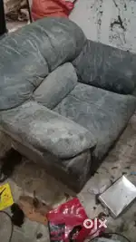 LEATHER SOFA SINGLE