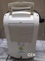 Novita ND 390i 35 Dehumidifier with knob Operation