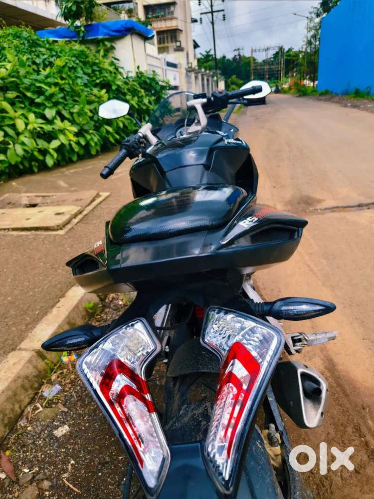 BAJAJ RS200 ABS