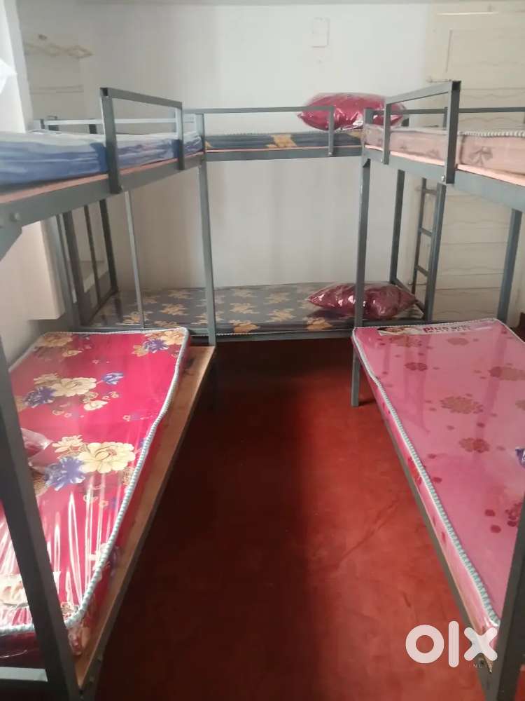 Gents hostel near palarivattam, kaloor