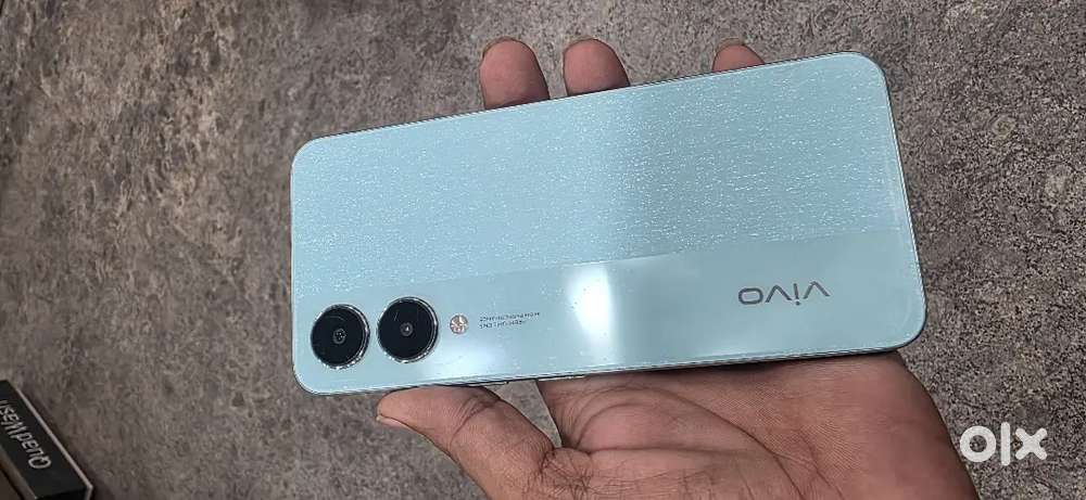 Vivo y28 5G 4/128 No exchang mandaveli come