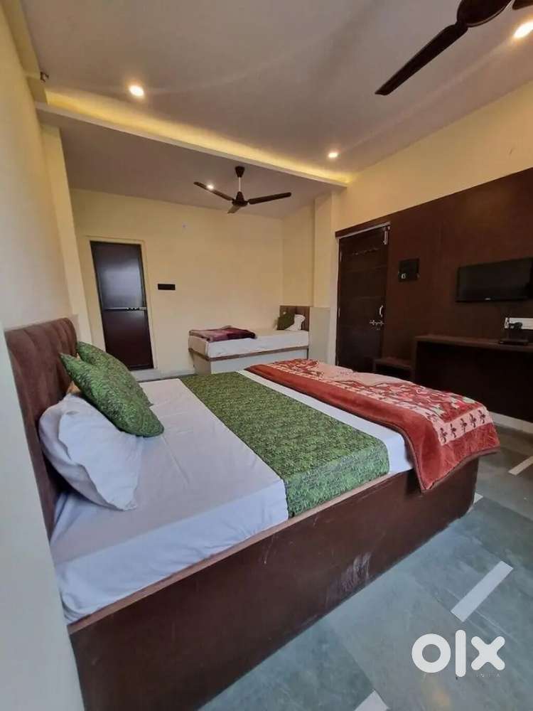 Hari om luxurious pg