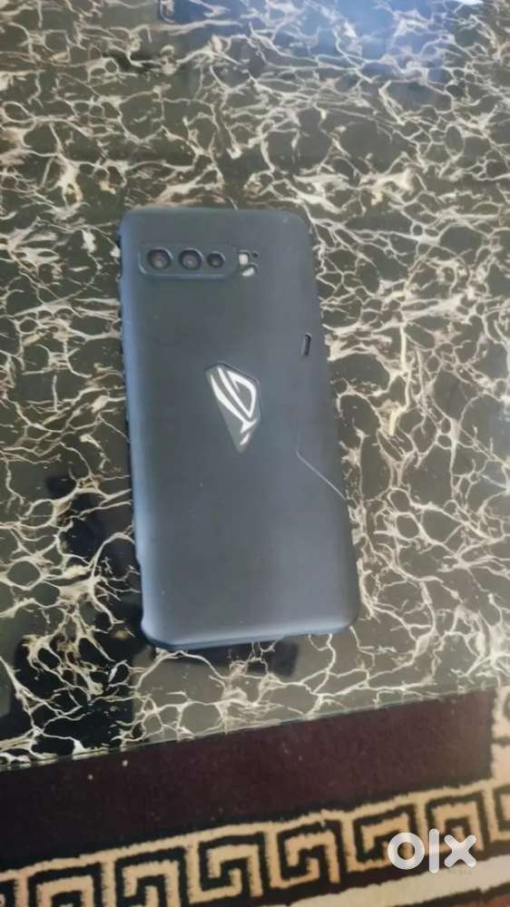 Rog phone 3 good condition 12/256