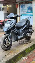 Aprillia Strome 125 well maintained used scooty