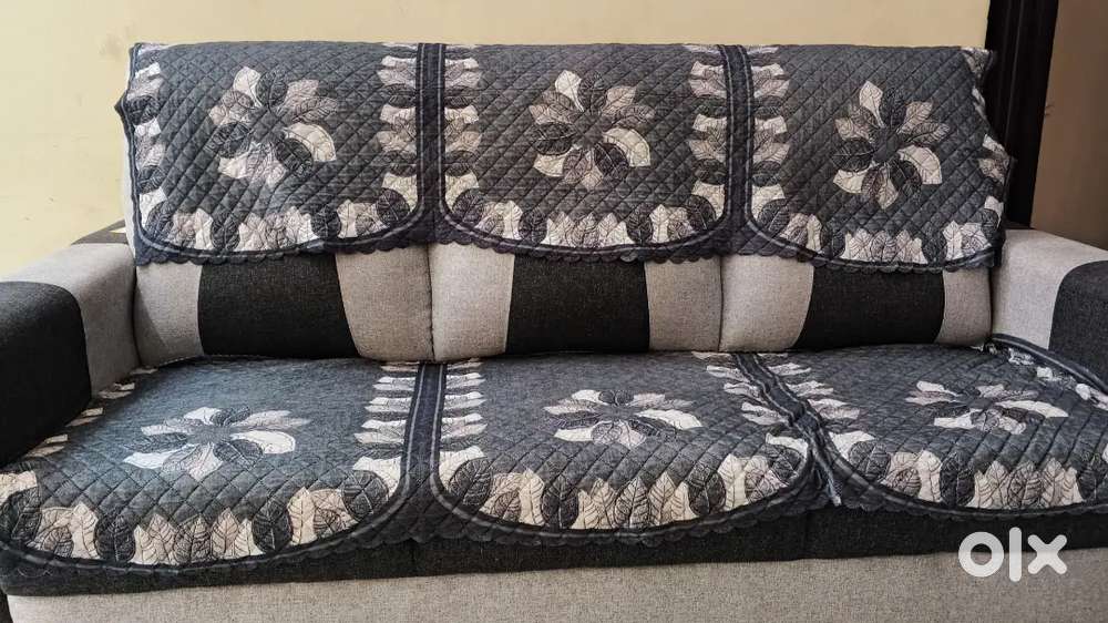 Sofa set selling