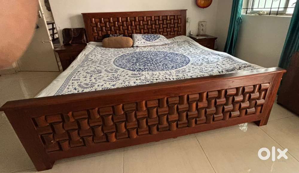 King size teak wood bed with side table
