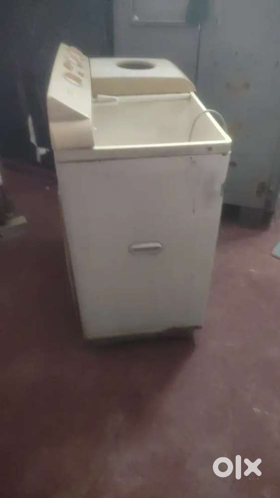 L G washing machine semi automatic 6.2 kg