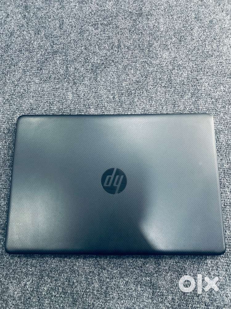 HP 15 10th Gen Intel Core i5 laptop with 2 gb dedicated graphics