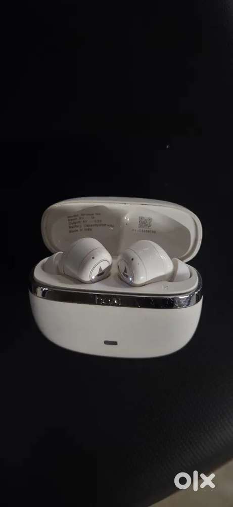 boAt Nirvana Ion Earbuds – Excellent Condition, Great Sound!
