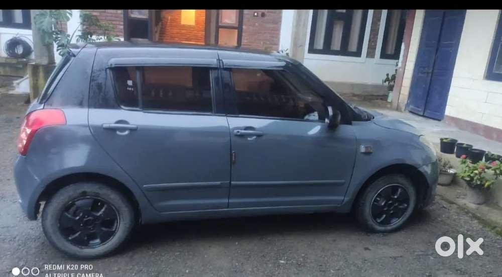 Swift car urgently Selling at low price