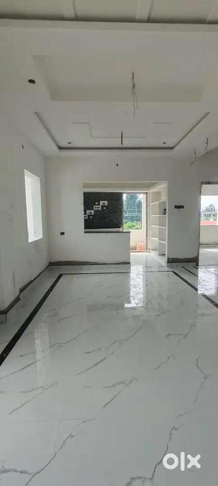Group flat in sujatha Nagar 39lakhs only