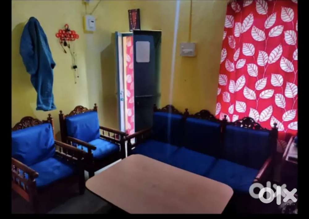 Premium 5-Seater Sofa Set with Center Table