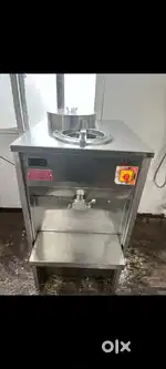 Gelato churner, slow churner, premium ice cream machine, batch freezer