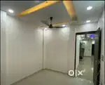 3 bhk lift car parking sale laxmi nagar delhi near by v3s mall