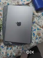 Apple Macbook Air M3 [Exchange or buy] 13 Inch 8 month old