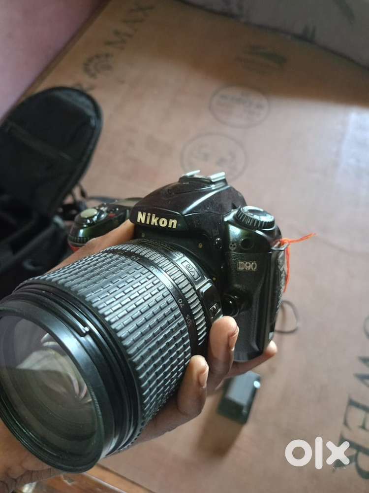 DSLR D90 Good Candition