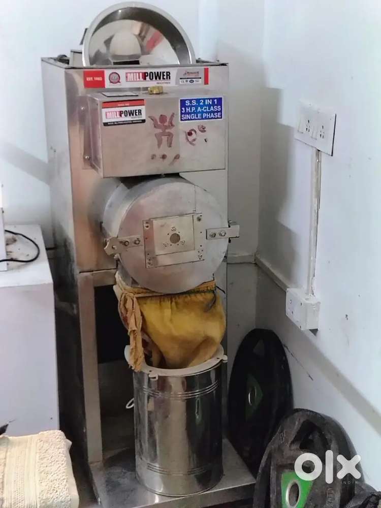 Grinder/ Pulverizer machine available for sale!!