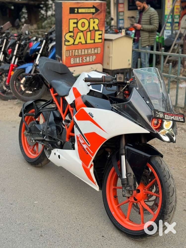Ktm RC 200 Bs4 , or exchange avialble