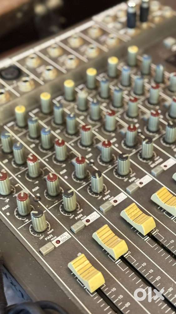Behringer Eurorack MX1602A 16-Channel Audio Mixer – With Power Supply