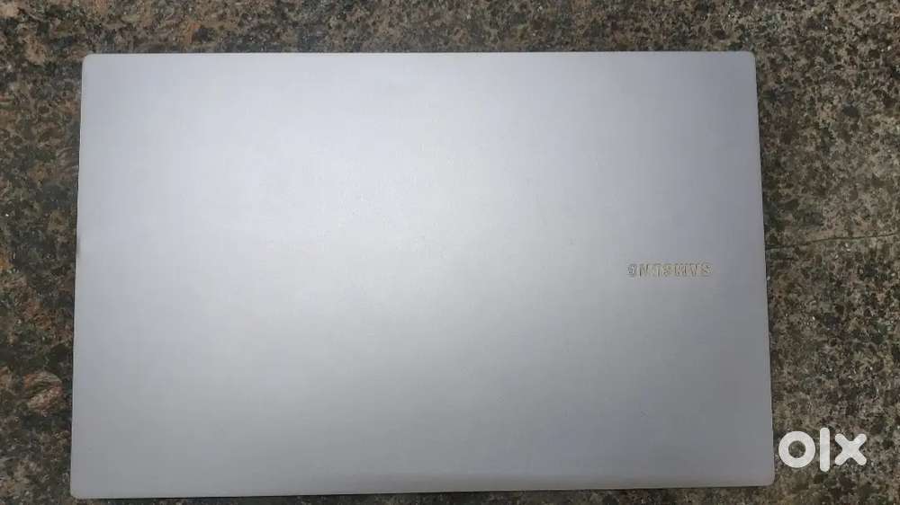 Laptop samsung book 4 i5 generation