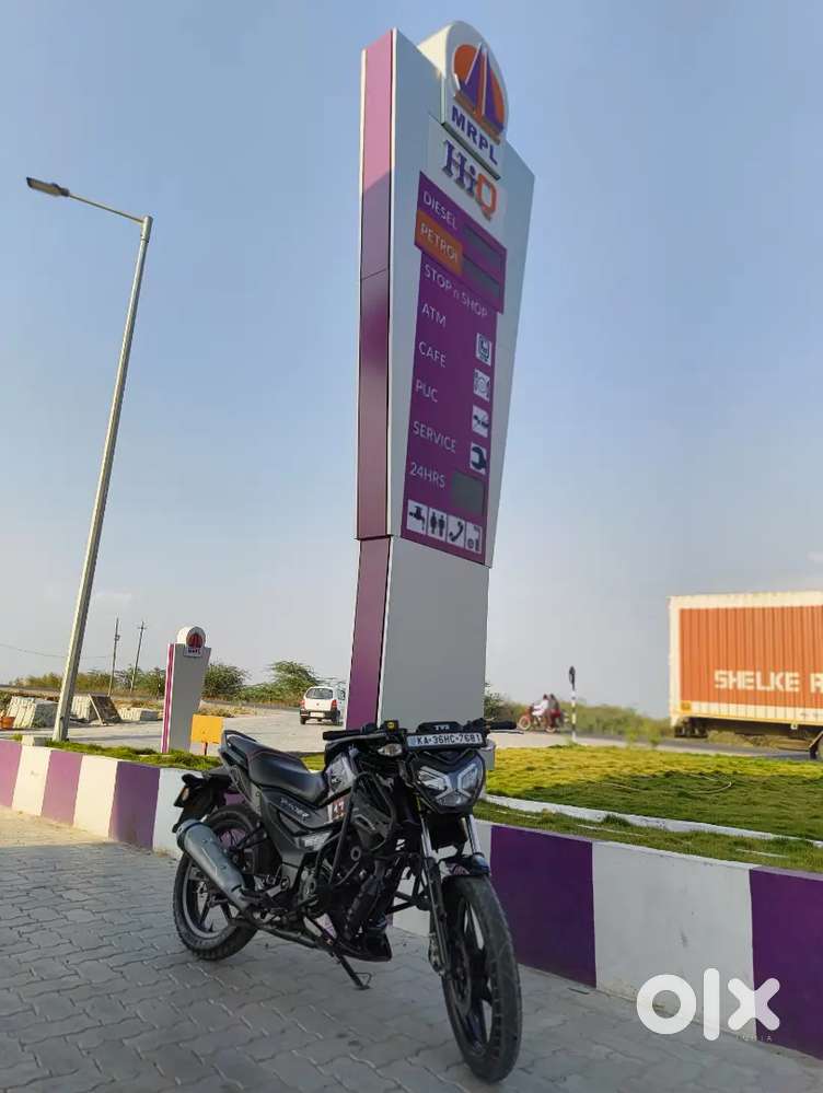 Style s bike tvs raider black colour 90000