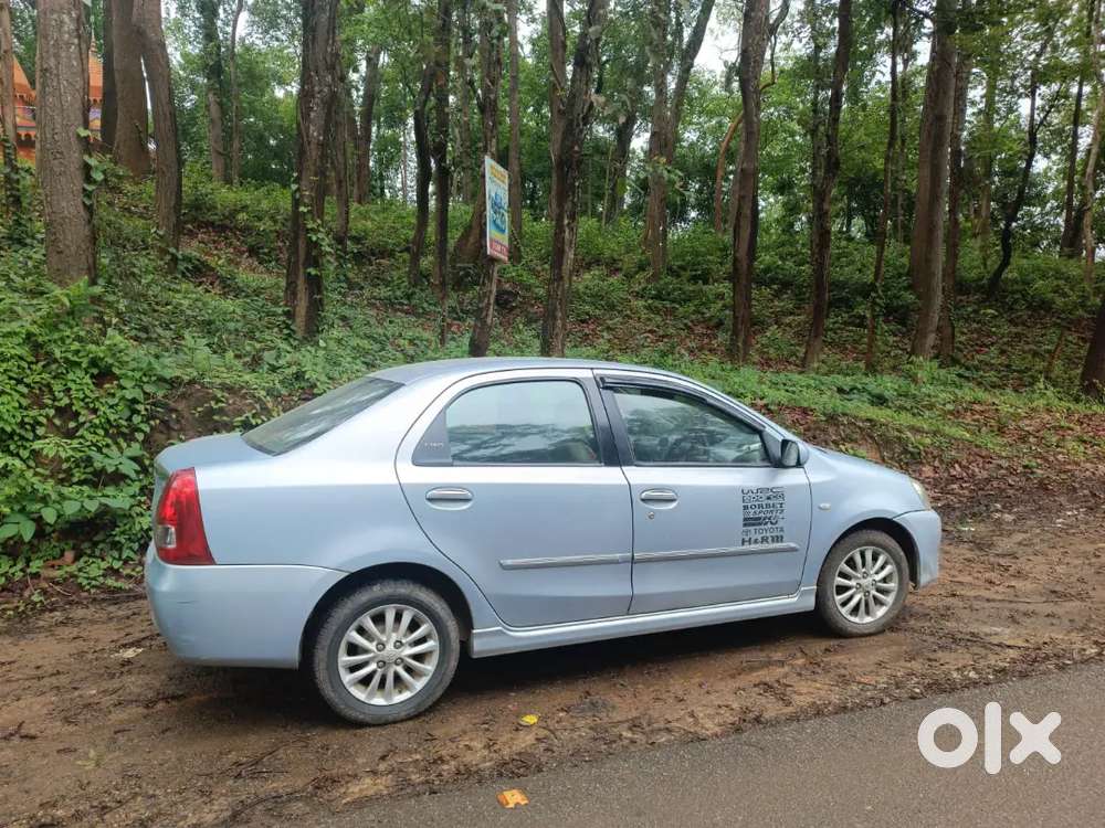 Toyota Etios Liva 2012 Petrol 72000 Km Driven