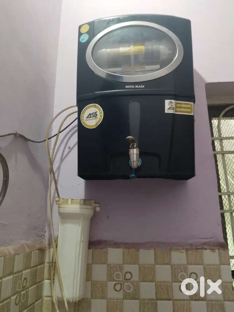 Ro water Royal black