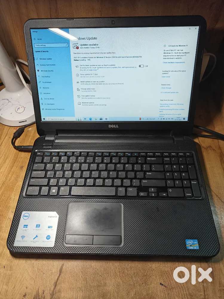 Dell Inspiron 3521