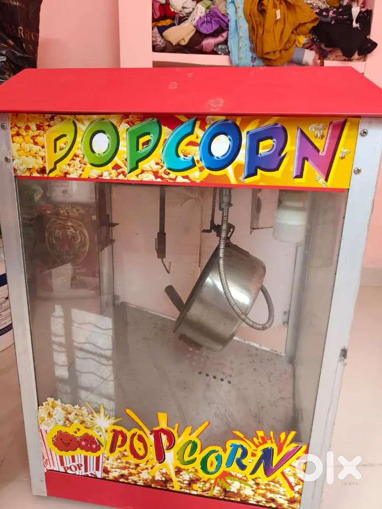 Popcorn machine with all appliances