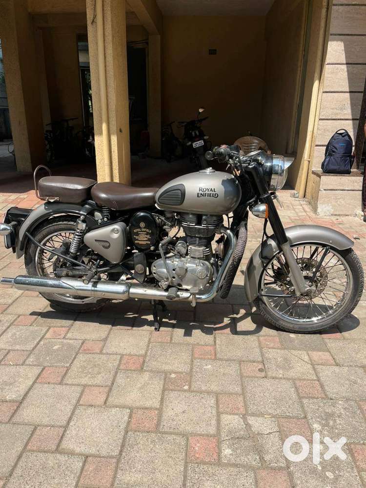 Royal Enfield - Classic 350 Gunmetal Grey