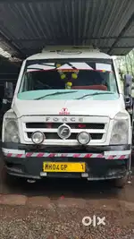 Tempo traveller