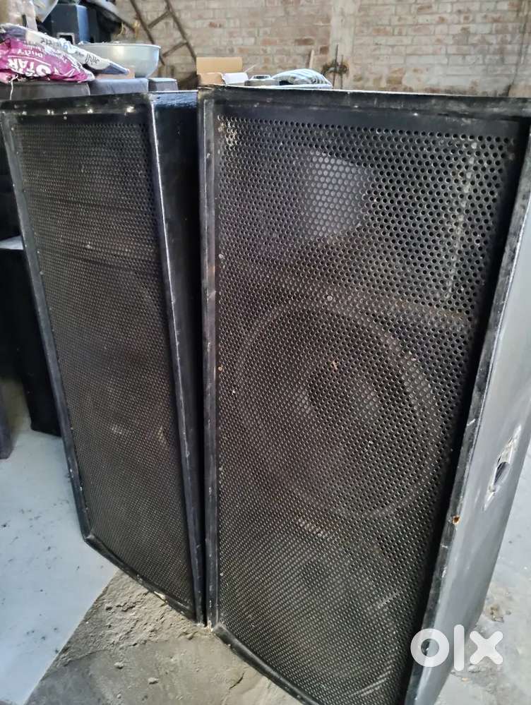 4 top 350+350 watt speaker Base P audio 1500 watt 4 pisc