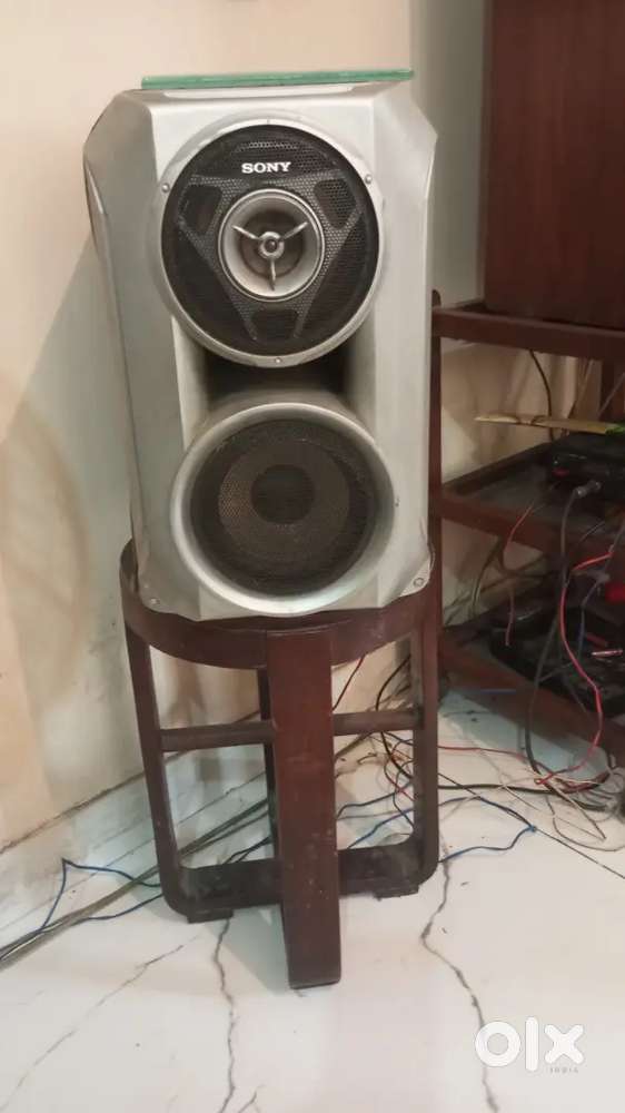 Sony speaker