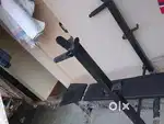 Weight lifting table